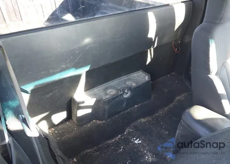 2003 Chevrolet S-10 Ls z USA, uszkodzony, nr VIN 1GCDT19X738152927